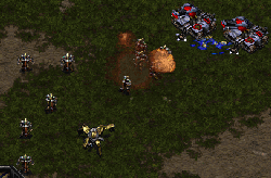 Ano did try to move the goons next to the tanks (see the corpse?), but when they're moving, they aint firing!